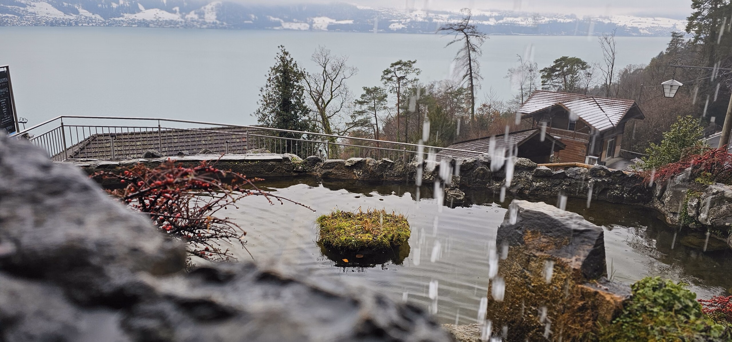 St. Beatus Caves on Lake Thun: Closed for the season, what we saw anyway