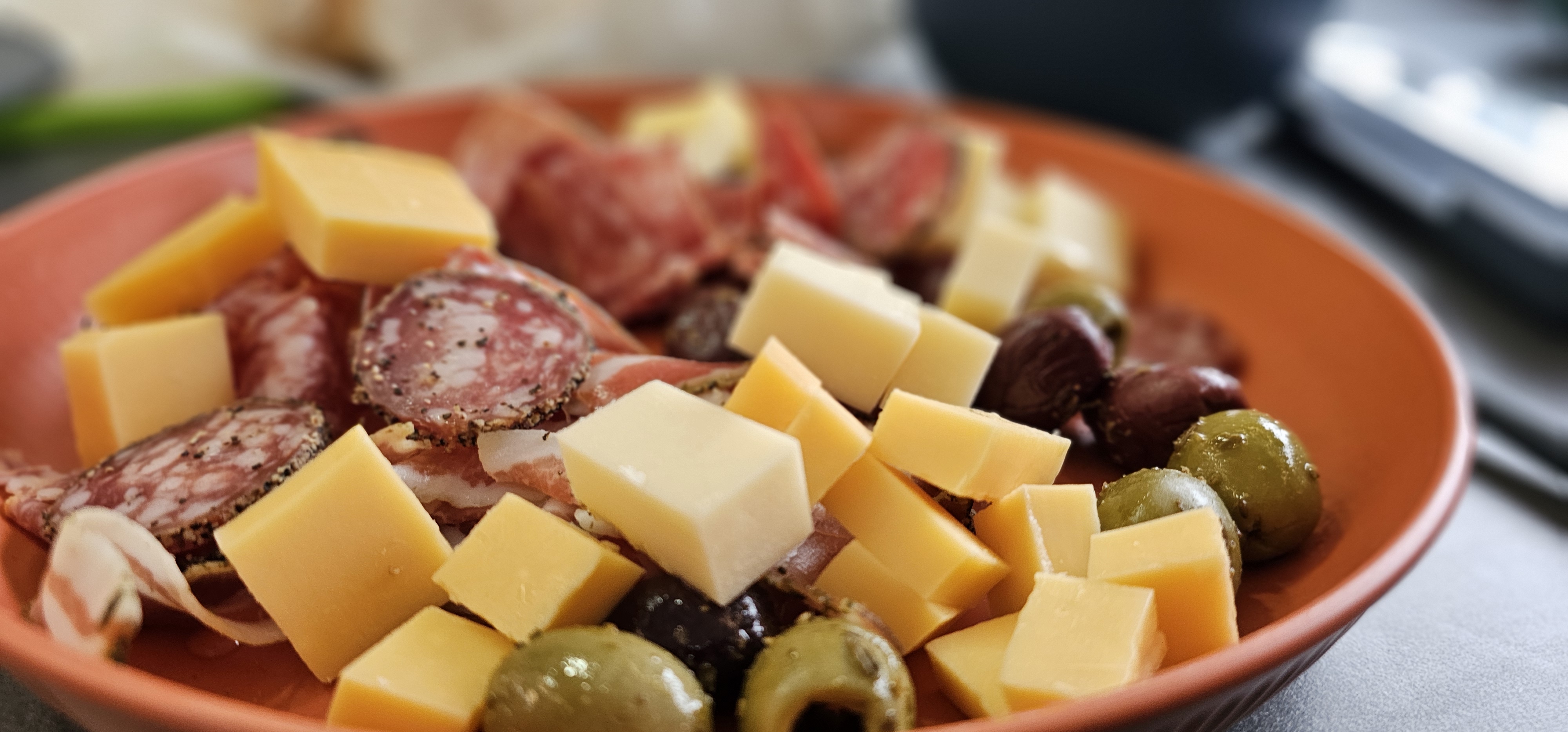 Charcuterie lunch in the caravan kitchen at Camping Manor Farm 1 after the St. Beatus Caves visit, December 2023